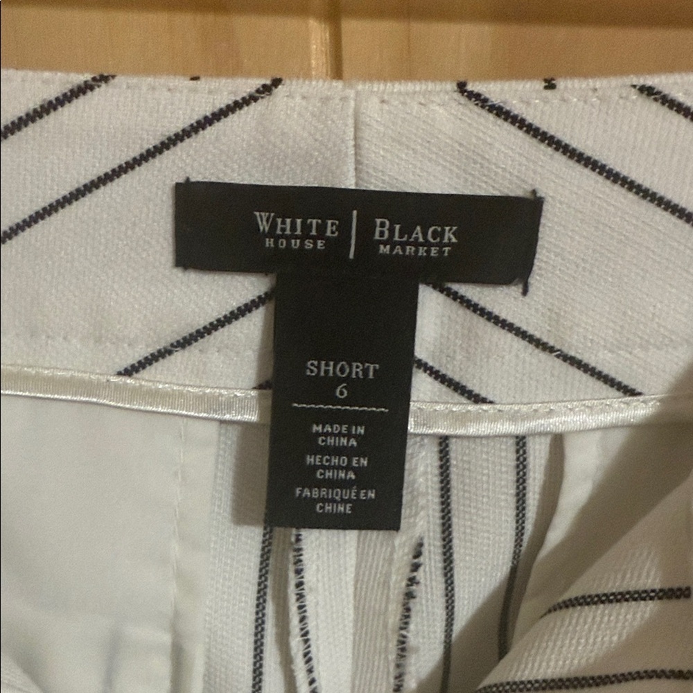 White House Black Market Striped White and Black Women Shorts - Picture 2 of 4